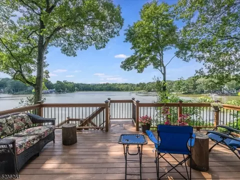 105 Wildwood Rd, Jefferson, NJ 07438