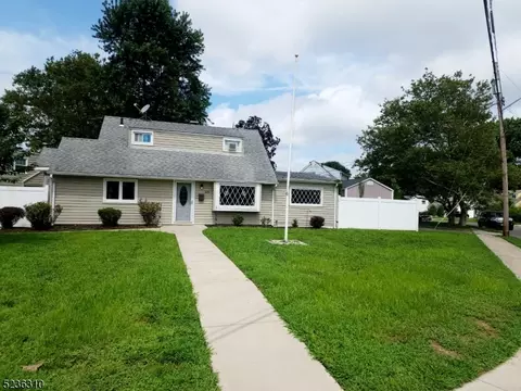 105 Mccutcheon Ave, Sayreville, NJ 08872