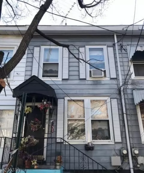 181 Washington St, Trenton, NJ 08611