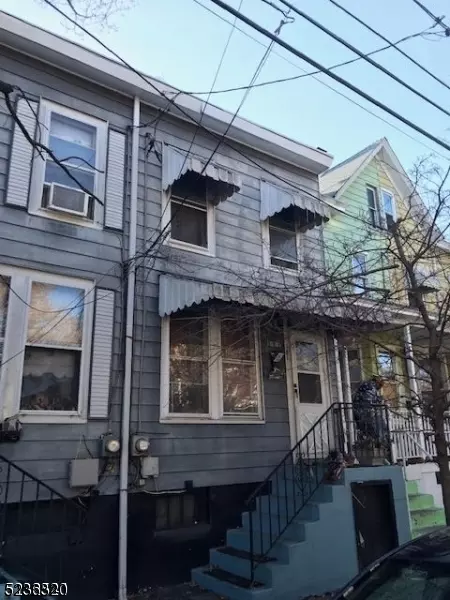 183 Washington St, Trenton, NJ 08611