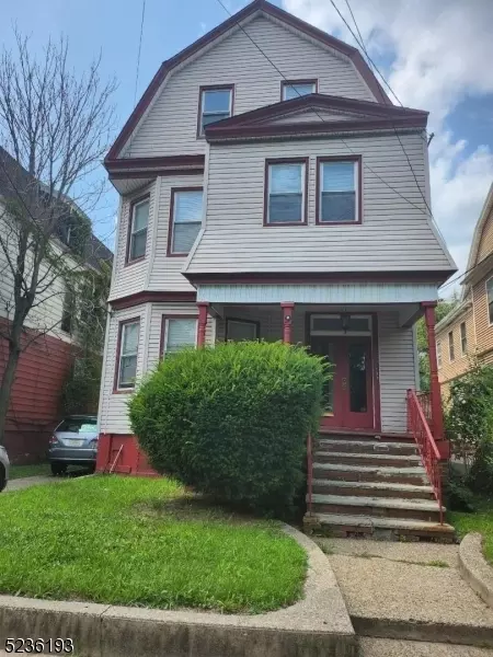 9 Baldwin Ave, Newark, NJ 07108