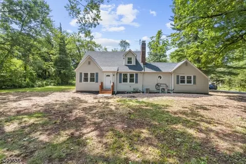 2036 Amwell Rd, Somerset, NJ 08873