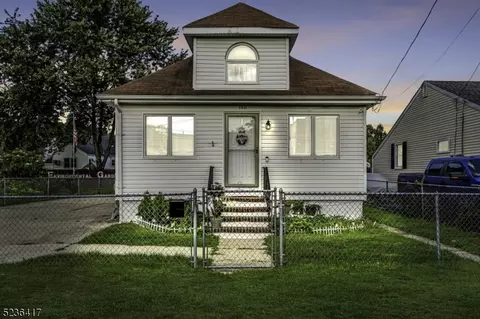 129 Valley Rd, Roselle Park, NJ 07204