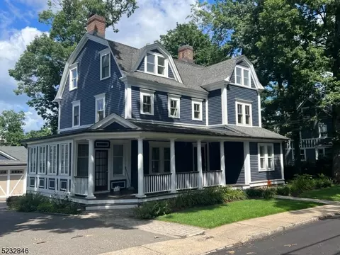 16 Hillside Ave, Summit, NJ 07901