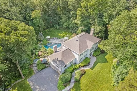 1 Ottawa Ln, Newton, NJ 07860