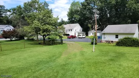 89 Hillside Ave, Dover, NJ 07801 photo 11