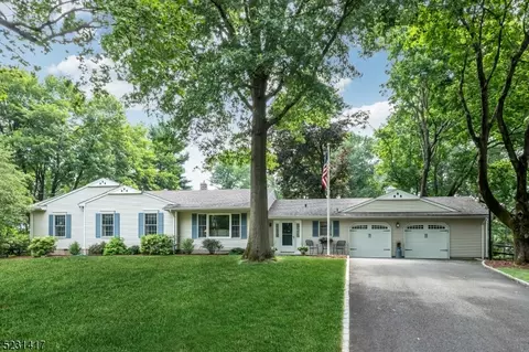 53 Castle Way, Bernards, NJ 07920