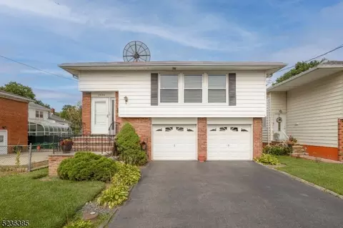 1010 Schleifer Rd, Hillside, NJ 07205