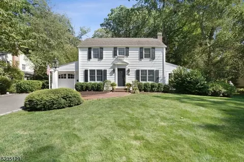253 Washington Ave, Chatham, NJ 07928