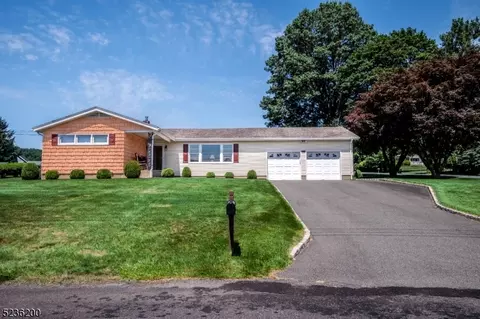 36 Raritan Dr, Califon, NJ 07830