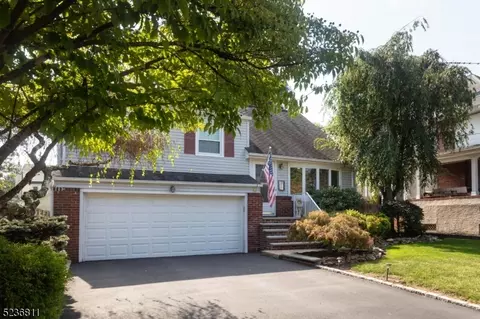 237 3rd St, Dunellen, NJ 08812