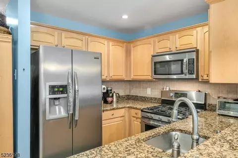 68 Carter Rd #68, Haskell, NJ 07420 photo 10
