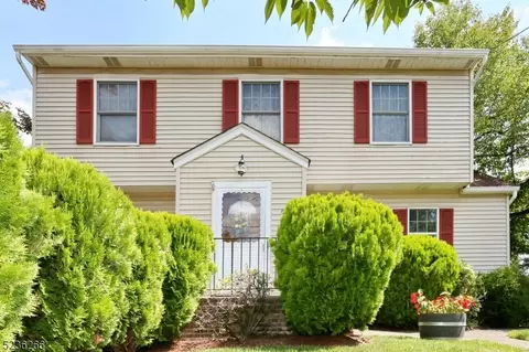 69 Jefferson Ave, Pompton Lakes, NJ 07442