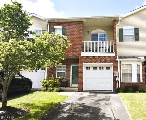 12 Windsor Dr, Lincoln Park, NJ 07035