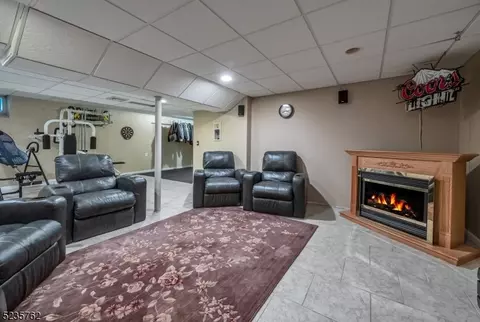 70 Andover Dr, Wayne, NJ 07470 photo 21