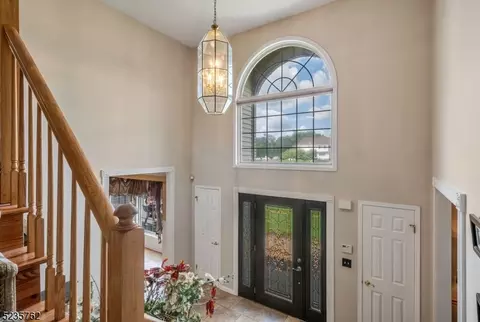 70 Andover Dr, Wayne, NJ 07470 photo 13