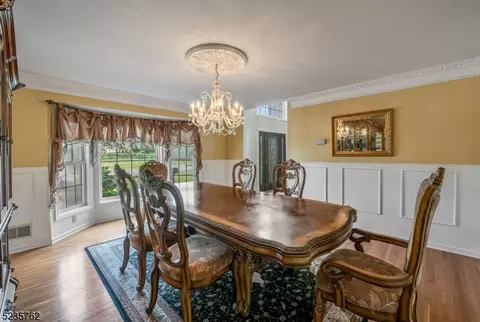 70 Andover Dr, Wayne, NJ 07470 photo 10