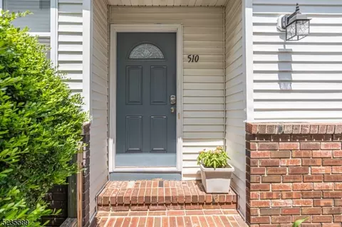 510 Reed Ct, Flemington, NJ 08822