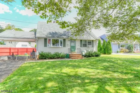 875 Riffle Ave, Rahway, NJ 07065