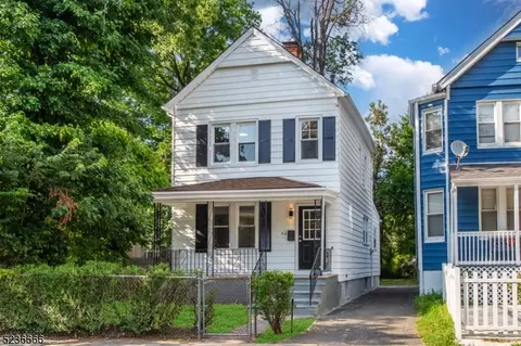 318 Elmwood Ave, East Orange, NJ 07018