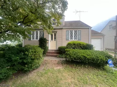 51 Barnsdale Rd, Clifton, NJ 07013