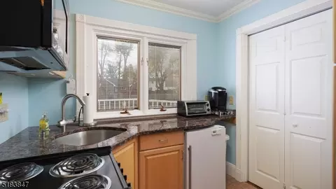 335 E Main St, Somerville, NJ 08876 photo 6