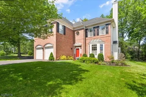1 Captains Woods Rd, Readington Twp, NJ 08889