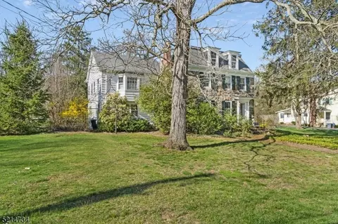3 W Main St, Mendham Twp, NJ 07945