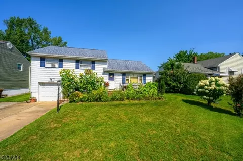 900 Academy Ter, Linden, NJ 07036