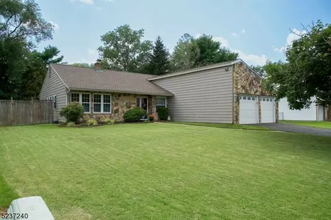 71 Penfield Ln, Winslow Twp, NJ 08081