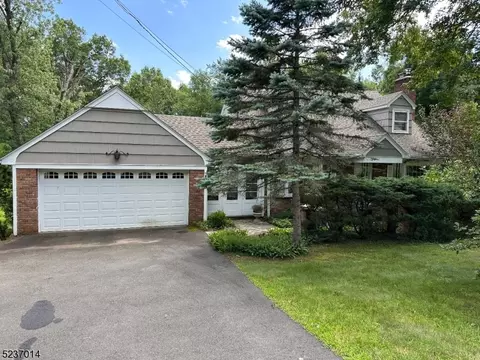 421 River Rd, Chatham Twp, NJ 07928