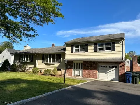 192 Midway Ave, Fanwood, NJ 07023