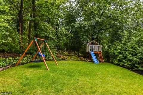 9 Summit Dr, Wayne, NJ 07470 photo 34