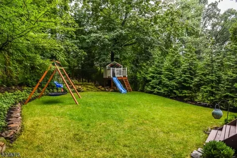 9 Summit Dr, Wayne, NJ 07470 photo 35