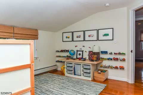 9 Summit Dr, Wayne, NJ 07470 photo 33
