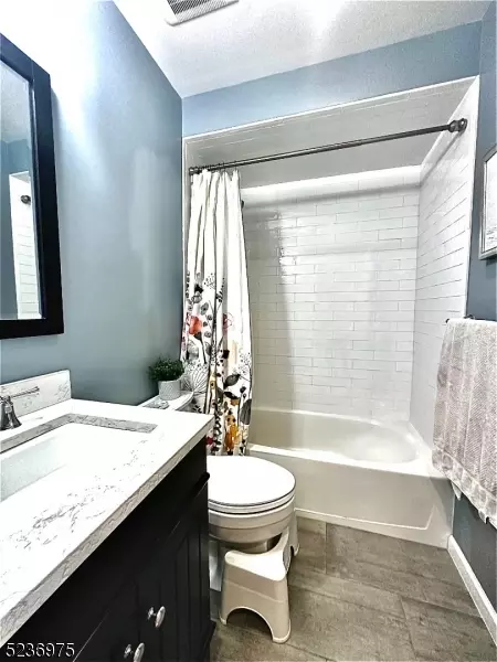 9 Summit Dr, Wayne, NJ 07470 photo 20