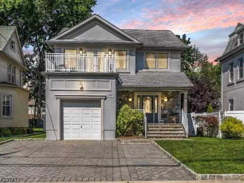 95 Highwood Ave, Englewood, NJ 07631