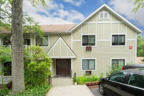 13 Foxwood Dr # B, Morris Plains, NJ 07950