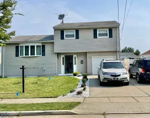 20 Pinho Ave, Carteret, NJ 07008