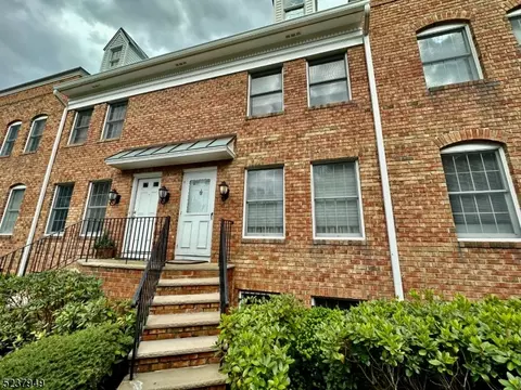 42 Elm St #38F, Summit, NJ 07901