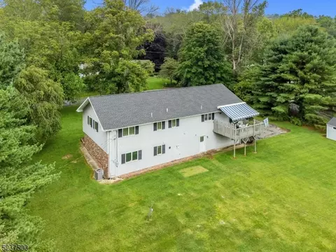 131 Ketcham Rd, Hackettstown, NJ 07840 photo 4