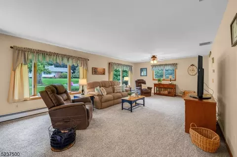 131 Ketcham Rd, Hackettstown, NJ 07840 photo 26