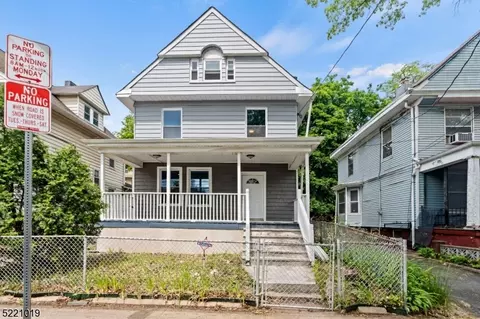 63 W End Ave, Newark, NJ 07106