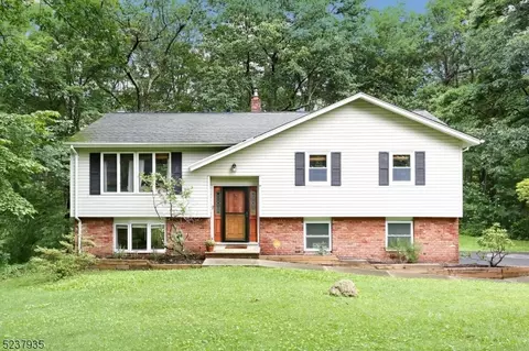 62 Brooksyde Ave, Ringwood, NJ 07456