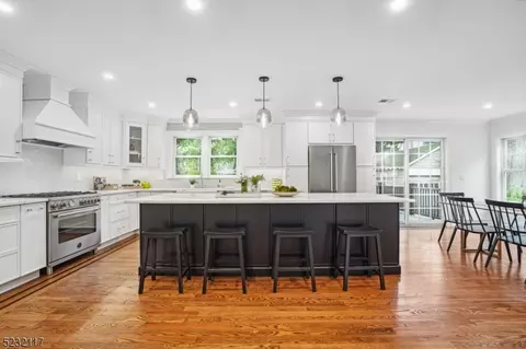 7 Park Ave, Maplewood, NJ 07040