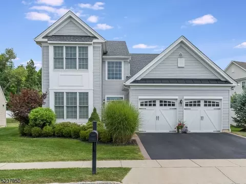 96 Gordon Way, Mount Olive, NJ 07836