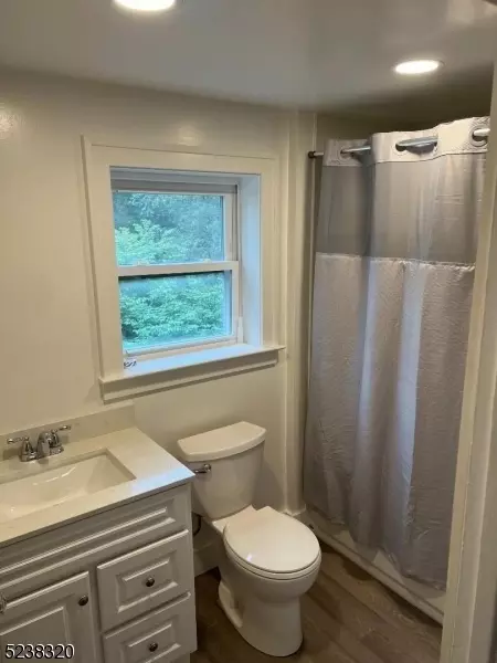 113 Willow Ave, North Plainfield, NJ 07060 photo 8