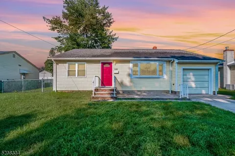 120 S 20th Ave, Manville, NJ 08835