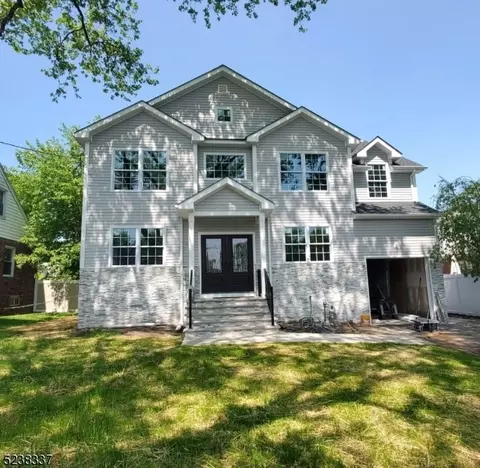 4 Keith Jeffries Ave, Cranford, NJ 07016