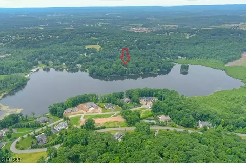 75 Fox Hollow Rd, Sparta, NJ 07871